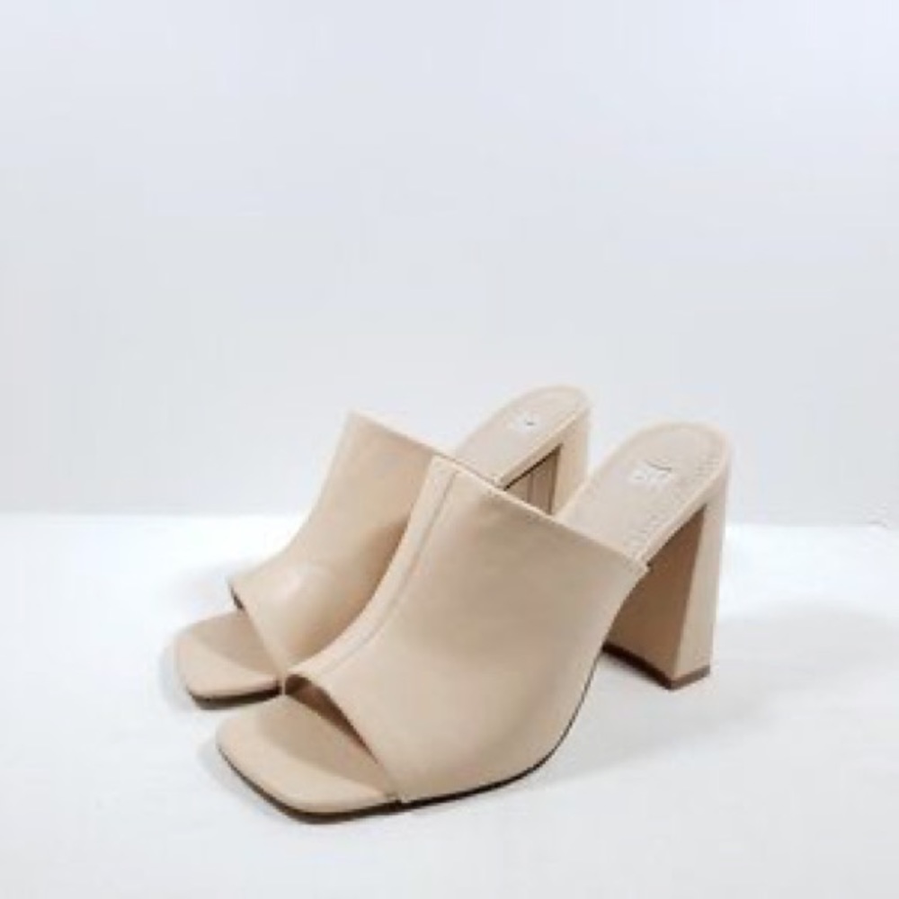 Nude BP mules